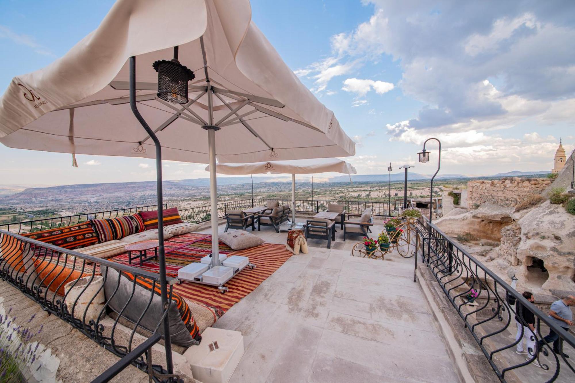 Ages In Cappadocia Üçhisar