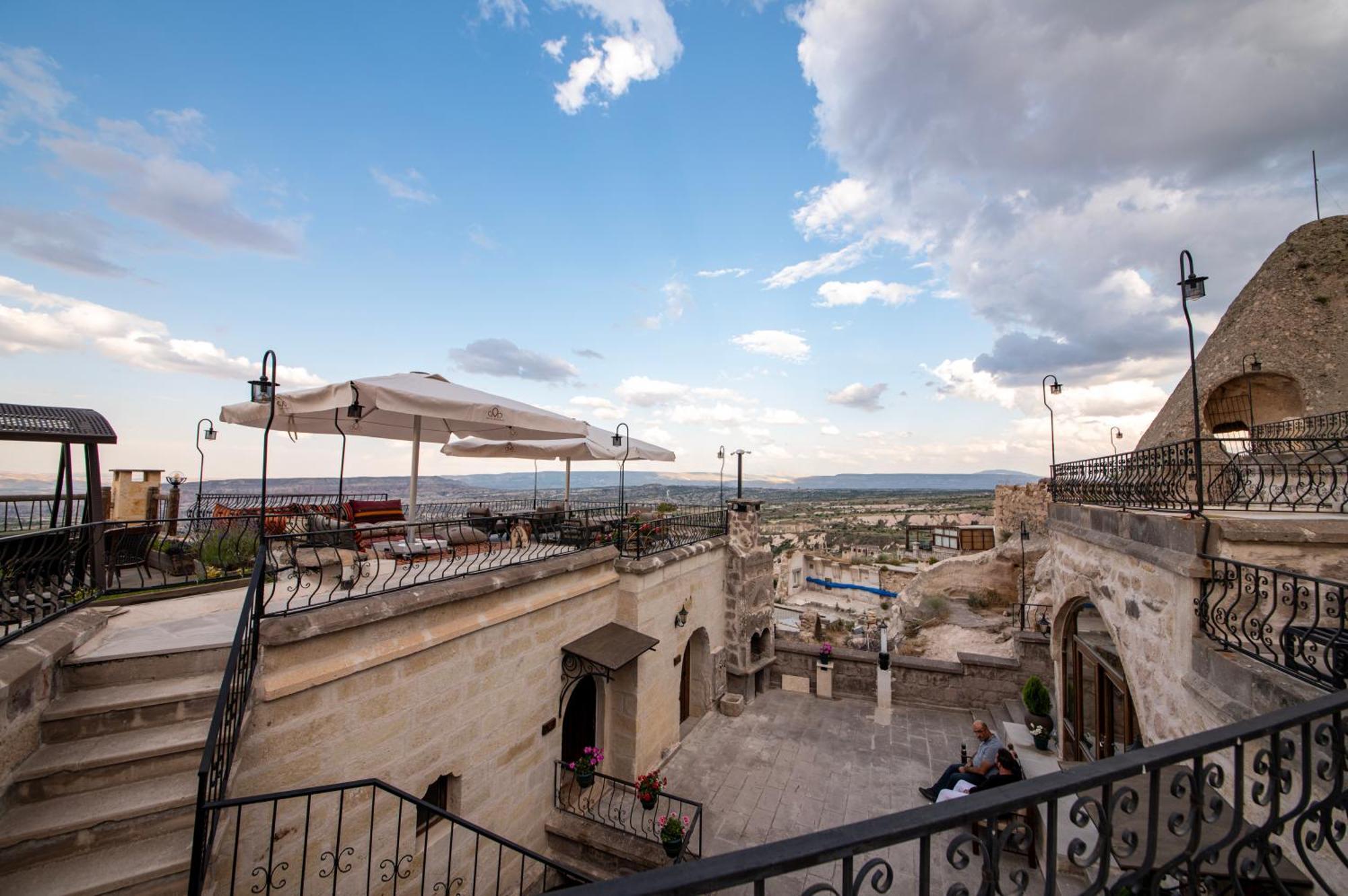 Ages In Cappadocia * Üçhisar