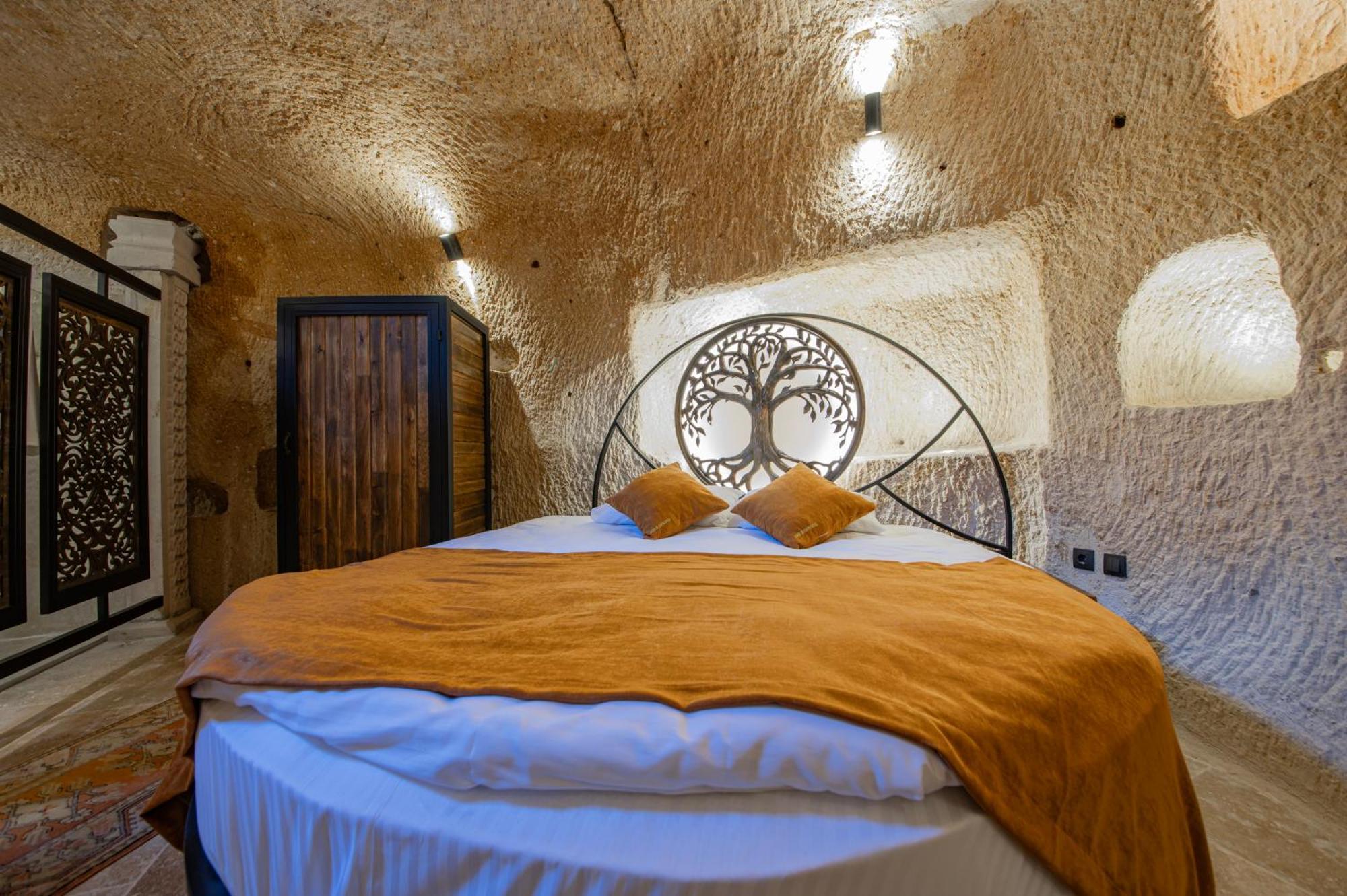 Ages In Cappadocia Hotel *